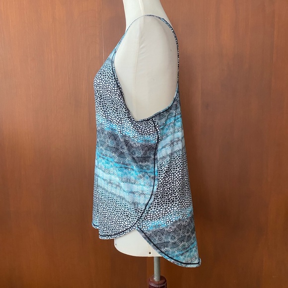 Prana lightweight tank - Picture 2 of 6